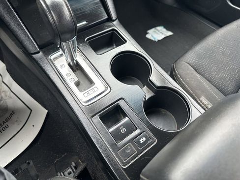 Used 2017 Subaru Legacy 2.5i Premium image 26