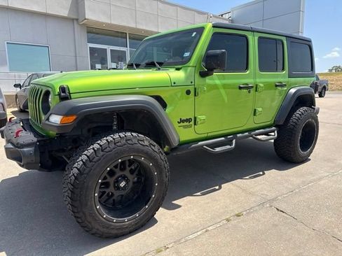 Used 2019 Jeep Wrangler Unlimited Sport S AWD/4WD image 1