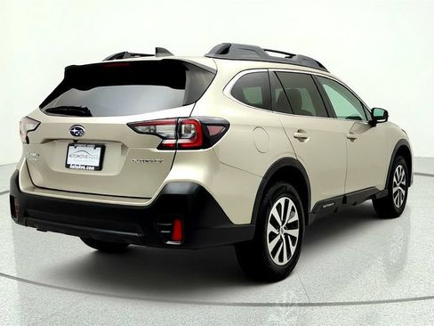 Used 2020 Subaru Outback Premium AWD/4WD image 5