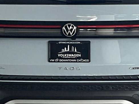 New 2026 Volkswagen Taos SE AWD/4WD image 35