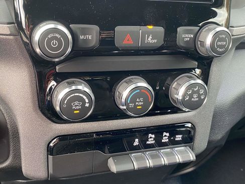 New 2026 RAM 1500 Express image 12