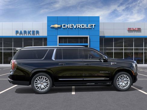 New 2026 GMC Yukon XL Denali w/ Sun & Power Step Package image 5