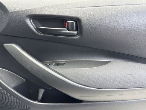 Used 2023 Toyota Corolla LE image 33