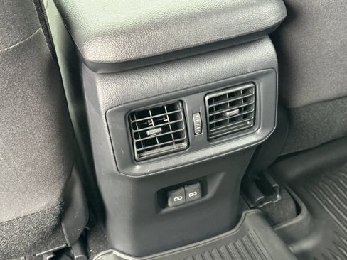 Used 2025 Toyota RAV4 XLE w/ Convenience Package AWD/4WD image 13