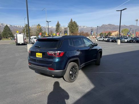 New 2026 Jeep Compass Latitude AWD/4WD image 3