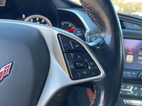 Used 2016 Chevrolet Corvette Stingray Coupe w/ 2LT Preferred Equipment Group image 28