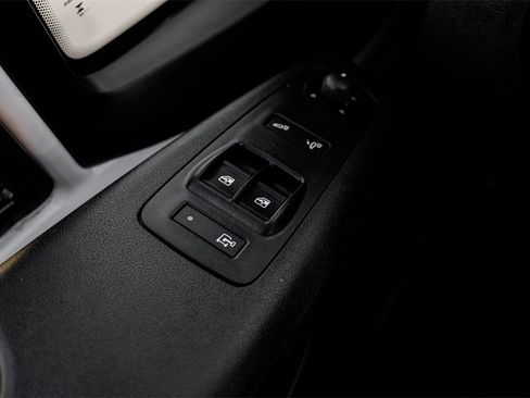 Used 2024 RAM ProMaster 2500 w/ Quick Order Package 22G SLT image 38