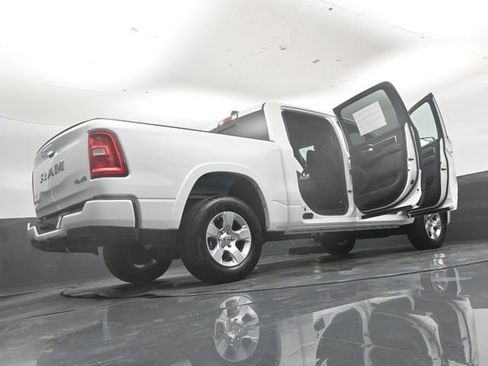 New 2026 RAM 1500 4x4 Crew Cab image 52