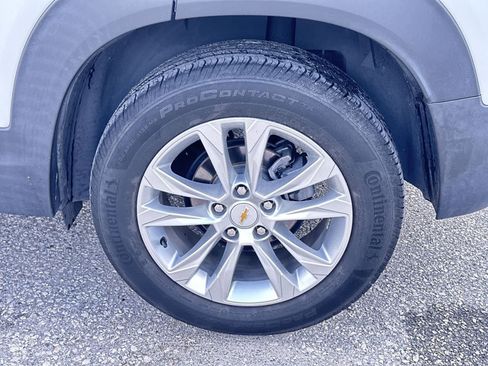 Used 2021 Chevrolet TrailBlazer LS FWD image 12