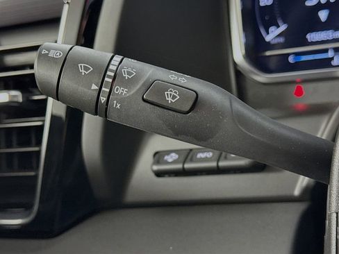 Used 2025 GMC Sierra 1500 Denali Ultimate image 12