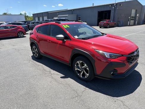 Used 2024 Subaru Crosstrek 2.0i Premium AWD/4WD image 1