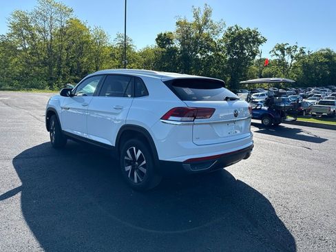 Used 2023 Volkswagen Atlas Cross Sport SE AWD/4WD image 4