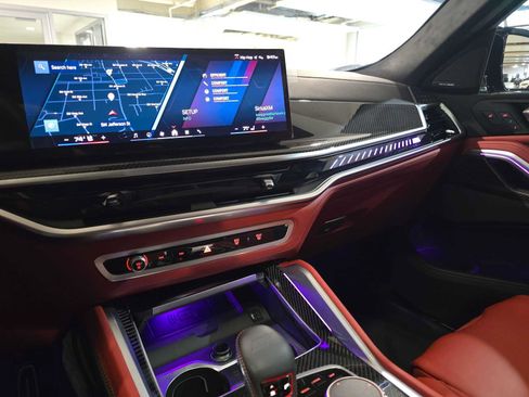 Used 2025 BMW X6 M Competition w/ Executive Package AWD/4WD image 34