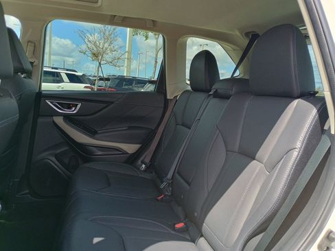 Used 2023 Subaru Forester Limited image 17
