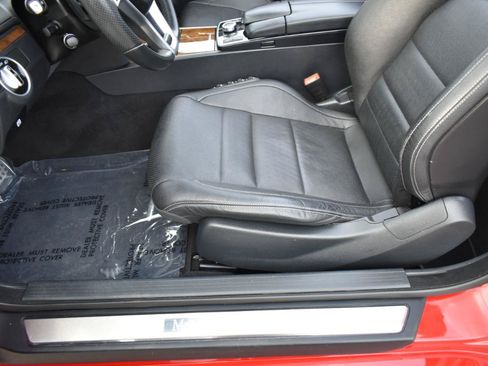 Used 2016 Mercedes-Benz E 550 Cabriolet image 36