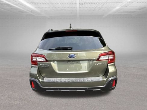 Used 2019 Subaru Outback 2.5i Touring w/ Protection Package #1 AWD/4WD image 7