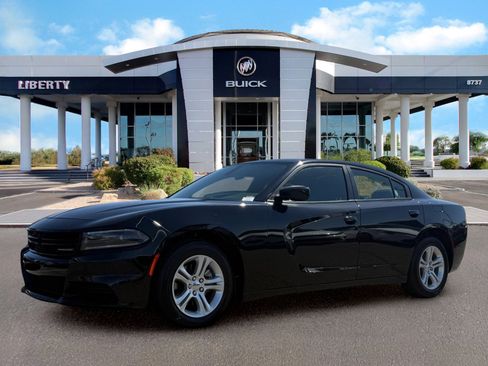 Used 2023 Dodge Charger SXT RWD image 8