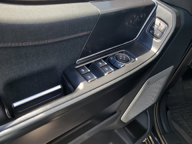 Used 2023 Ford F150 Raptor AWD/4WD image 17