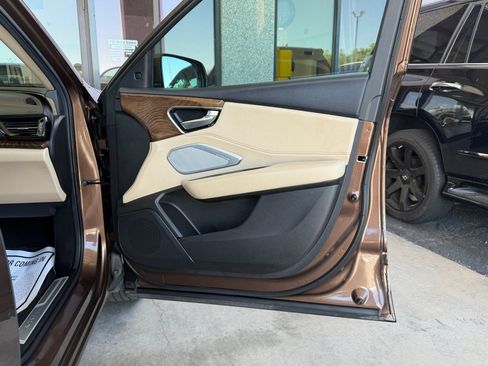 Used 2019 Acura RDX AWD w/ Advance Package image 37