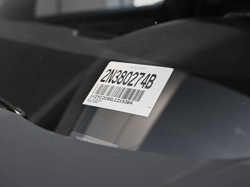 Used 2020 Volkswagen Atlas Cross Sport SE FWD image 39