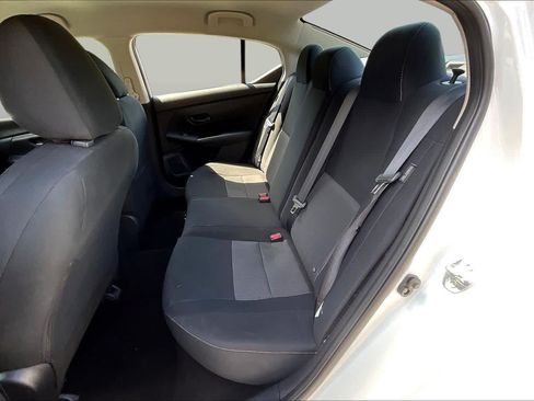 Used 2024 Nissan Sentra SV FWD image 19