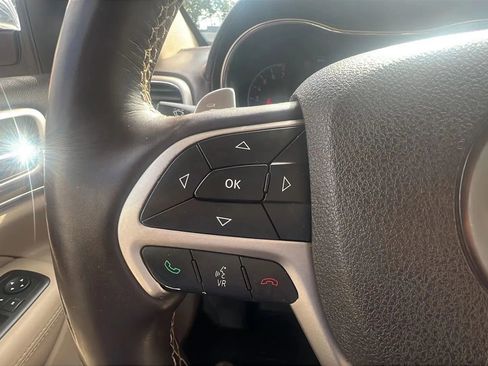 Used 2014 Jeep Grand Cherokee Overland image 15