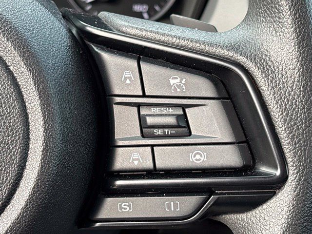 Used 2025 Subaru Crosstrek 2.5i Premium AWD/4WD image 17