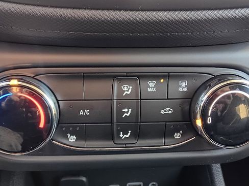 Used 2022 Chevrolet TrailBlazer LT image 20