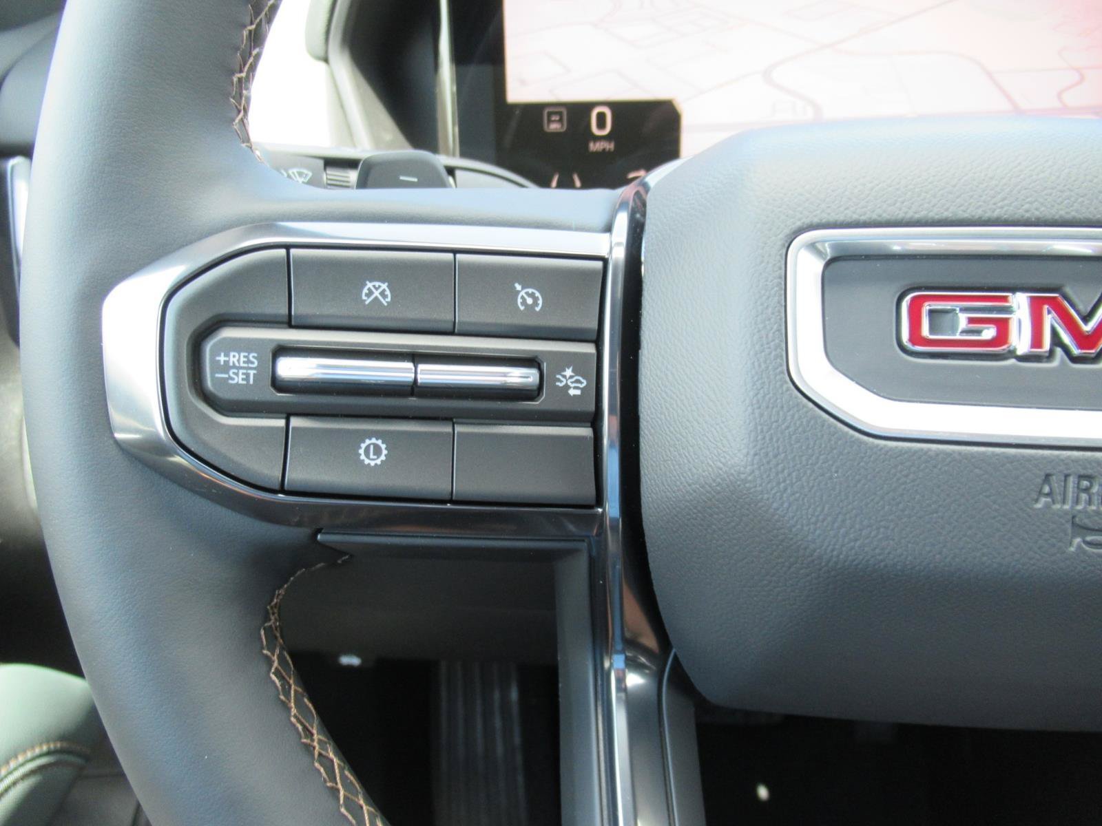 New 2027 GMC Terrain AT4 w/ Convenience Package III AWD/4WD image 24