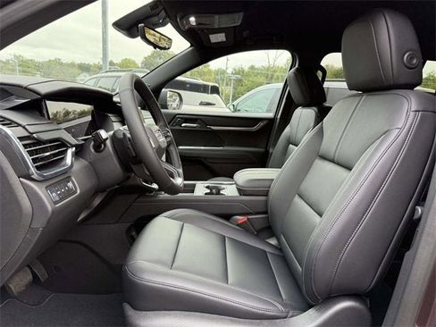 New 2026 GMC Acadia Elevation w/ Elevation Premium Package image 8