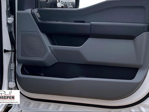 Used 2025 Ford F250 XL w/ XL Chrome Package image 24