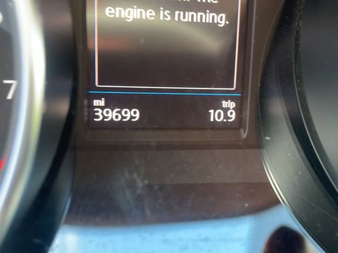 Used 2021 Volkswagen Tiguan S AWD/4WD image 3