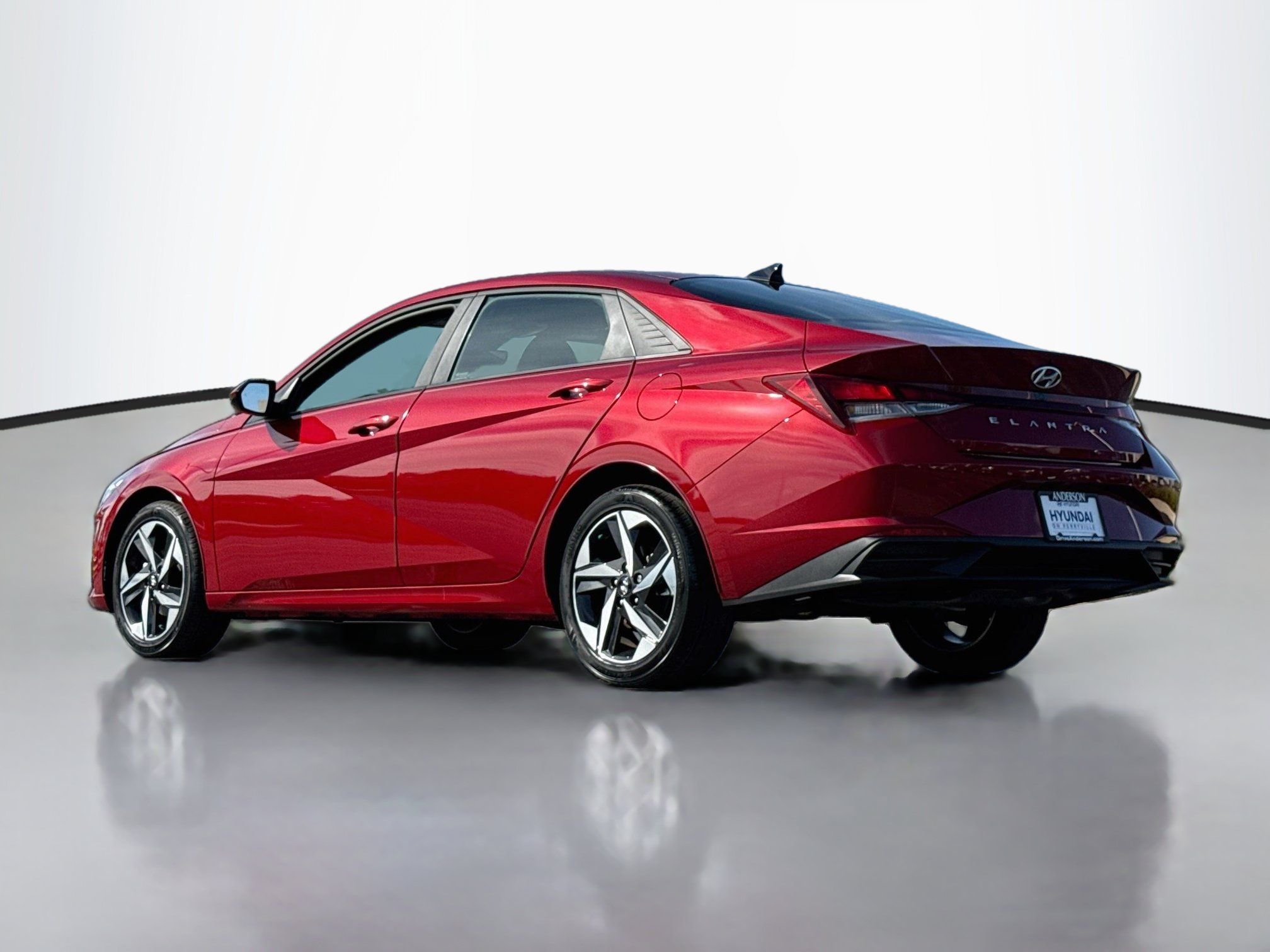 Used 2023 Hyundai Elantra SEL w/ Convenience Package FWD image 5