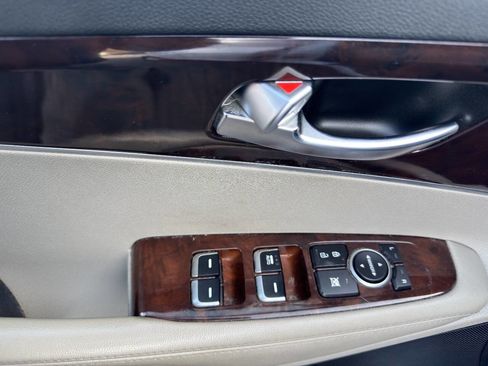 Used 2016 Kia Sorento FWD image 11