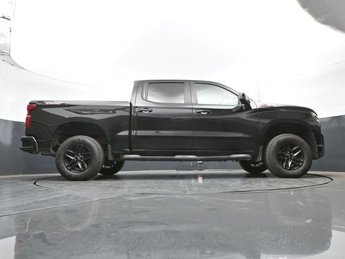 Used 2020 Chevrolet Silverado 1500 LT Trail Boss AWD/4WD image 46