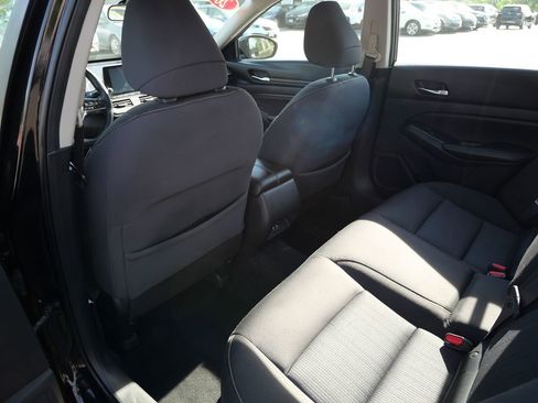 Used 2020 Nissan Altima 2.5 S AWD/4WD image 23