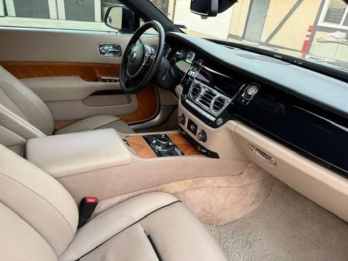 Used 2014 Rolls-Royce Wraith RWD image 7