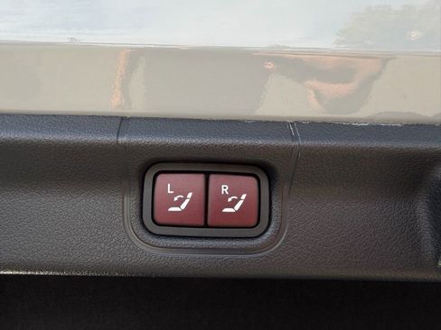 Used 2024 Mercedes-Benz EQE 350+ 4MATIC Sedan w/ Driver Assistance Package image 9