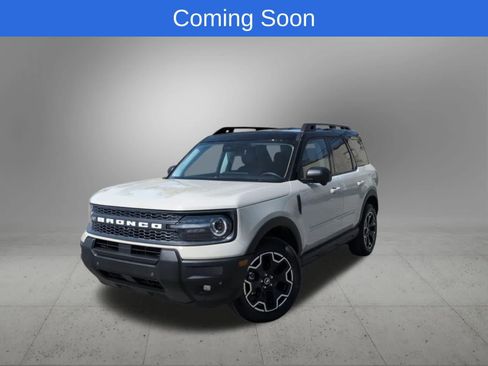 Used 2025 Ford Bronco Sport Outer Banks w/ Outer Banks Tech Package+ AWD/4WD image 1
