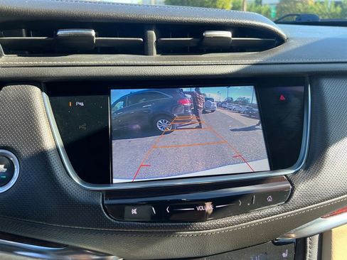 Used 2017 Cadillac XT5 Premium Luxury image 22