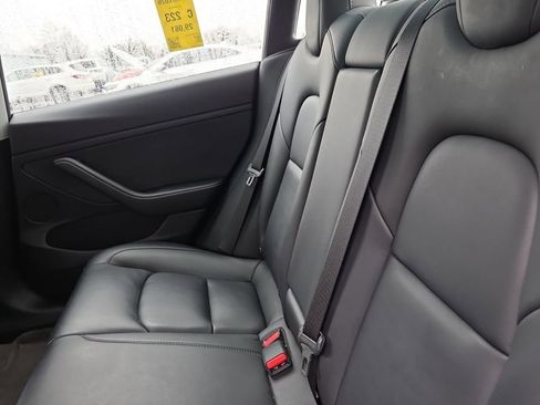 Used 2023 Tesla Model 3 Standard Range image 6