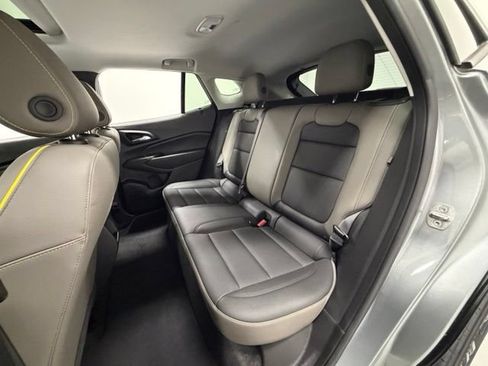 Certified 2024 Chevrolet Trax ACTIV w/ Sunroof Package FWD image 26