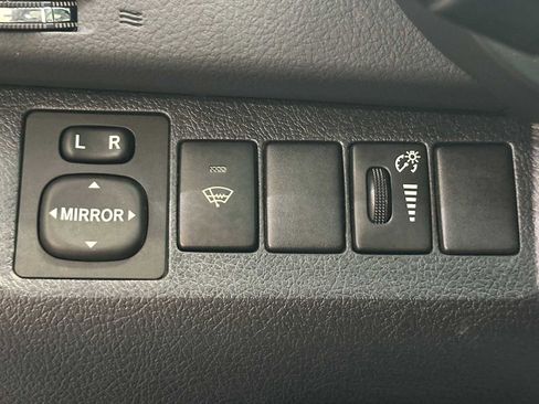 Used 2009 Toyota Highlander Sport image 17