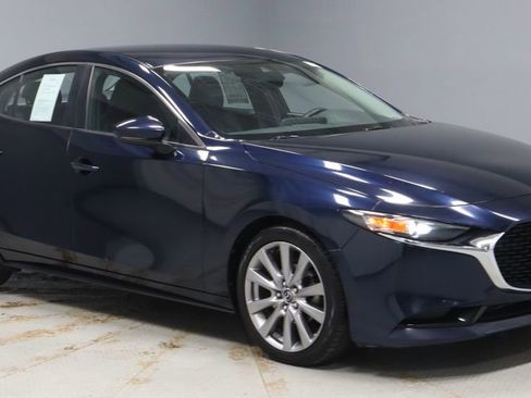 Used 2019 MAZDA MAZDA3 Select image 1