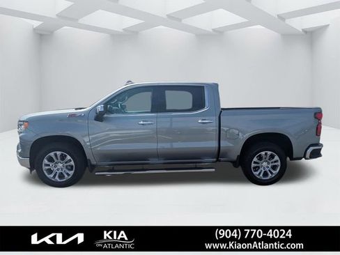 Used 2025 Chevrolet Silverado 1500 LTZ AWD/4WD image 6