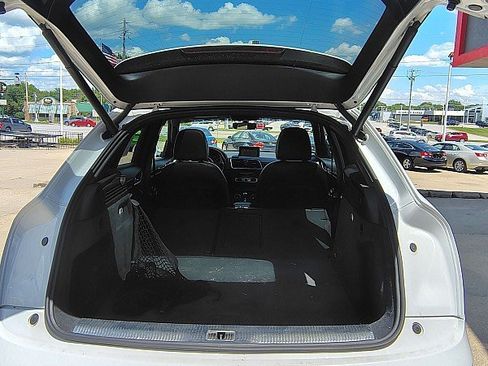 Used 2016 Audi Q3 2.0T Prestige w/ Prestige Package AWD/4WD image 19