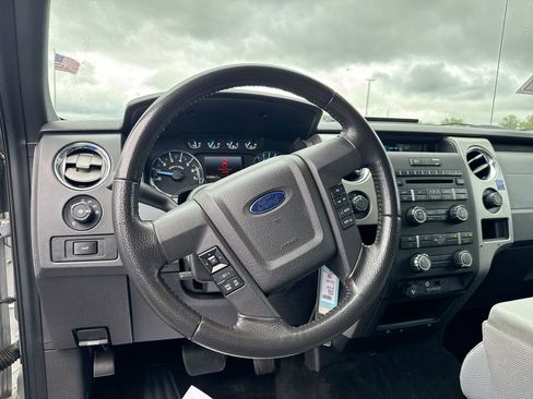 Used 2011 Ford F150 XLT w/ XLT Chrome Pkg AWD/4WD image 11