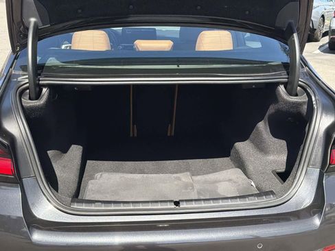 Used 2023 BMW 540i xDrive w/ M Sport Package image 30