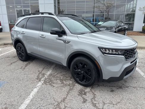 Used 2022 Kia Sorento S w/ Panoramic Sunroof Package AWD/4WD image 36