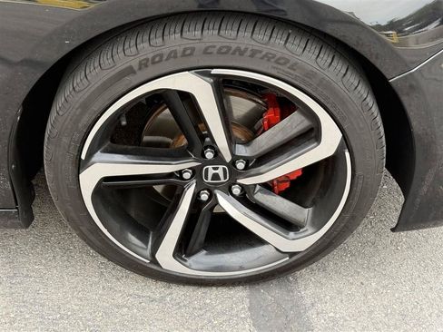 Used 2020 Honda Accord Sport image 9